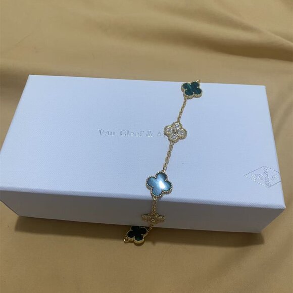 Van Cleef & Arpels  Bracelet - Picture 4 of 7